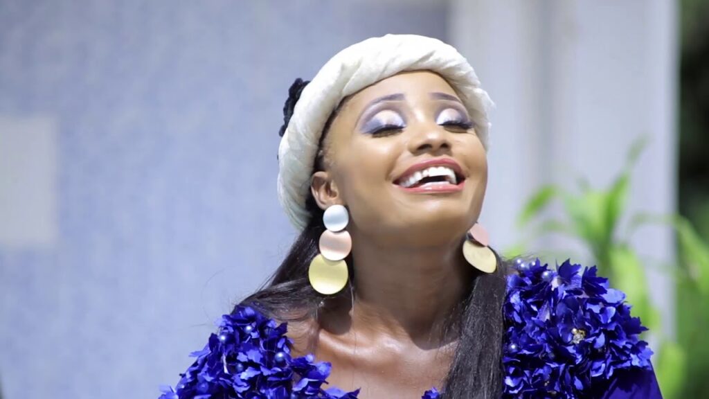 Asiya Chairlady – KI SO NI - Featured Image