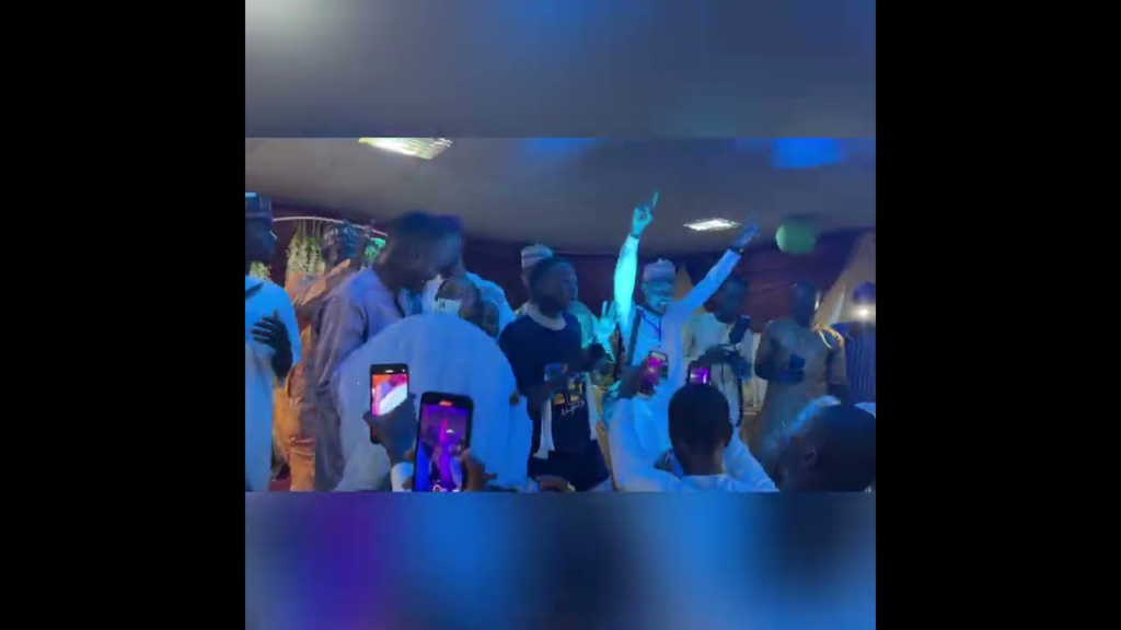 Oga Abdul – Oga abdul (gidan biki)