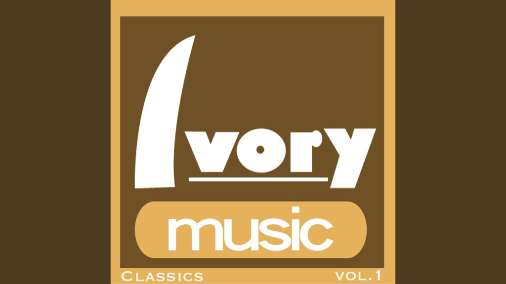 Bongos Ikwue – Sitting On The Beach