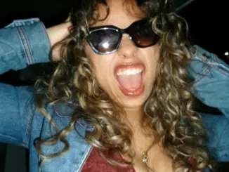 Bella Kay iloveitiloveitiloveit Mp3 Download