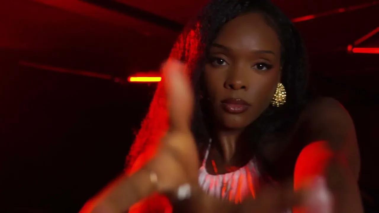Fola – Treat You Right